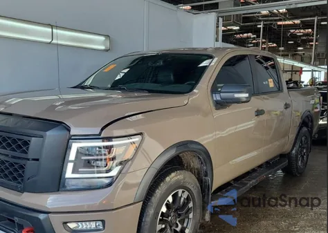 2021 Nissan Titan Sv z USA, uszkodzony, nr VIN 1N6AA1ED9MN525289